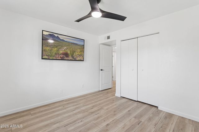 8208 E KEIM Drive, Scottsdale, AZ 85250