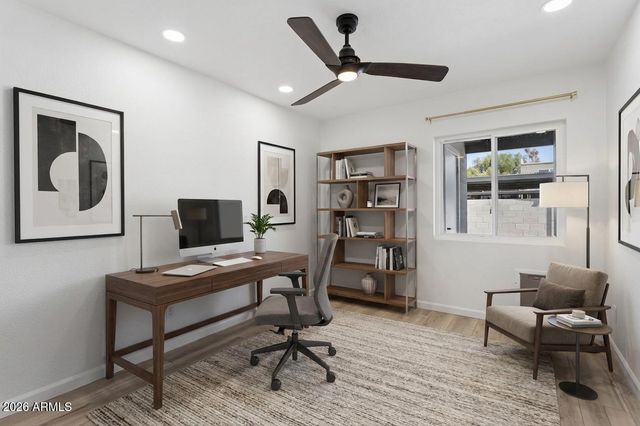 8208 E KEIM Drive, Scottsdale, AZ 85250