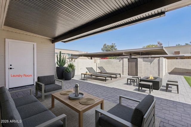 8208 E KEIM Drive, Scottsdale, AZ 85250