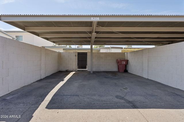 8208 E KEIM Drive, Scottsdale, AZ 85250