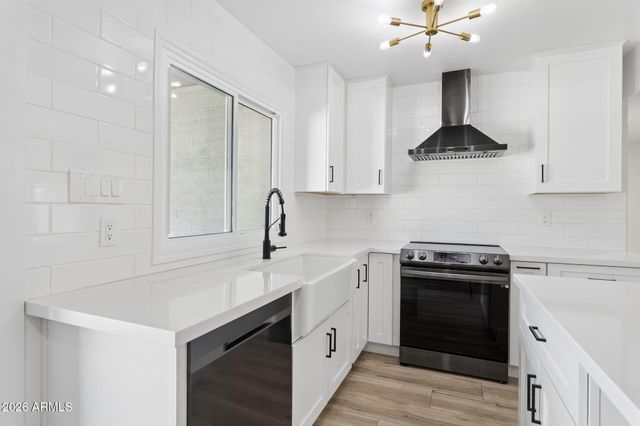 8208 E KEIM Drive, Scottsdale, AZ 85250