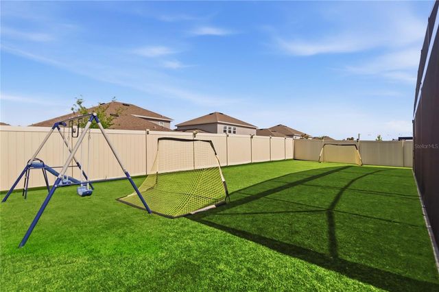 4519 LIONS GATE AVENUE, Clermont, FL 34711