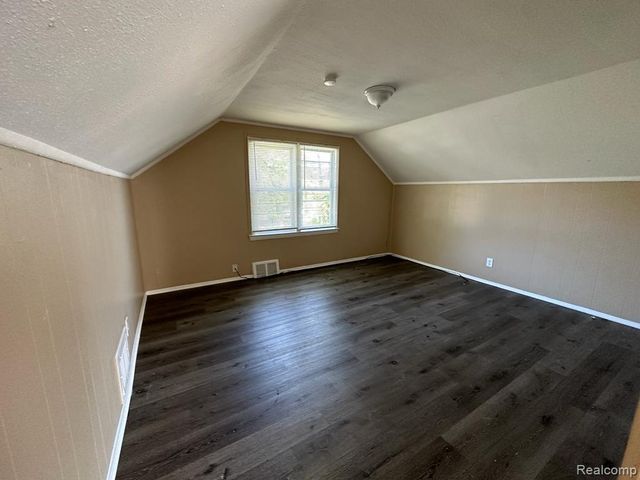 14248 Stansbury Street, Detroit, MI 48227