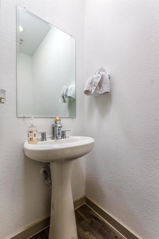 12832 Barnsbury Lane, Houston, TX 77047