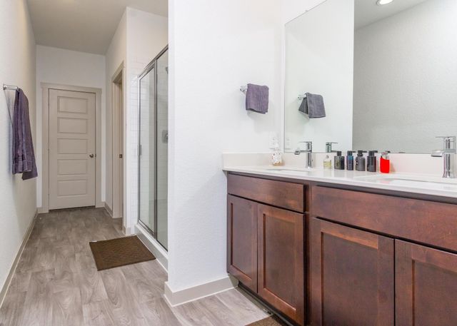 12832 Barnsbury Lane, Houston, TX 77047