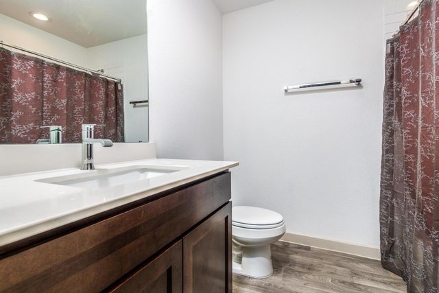 12832 Barnsbury Lane, Houston, TX 77047