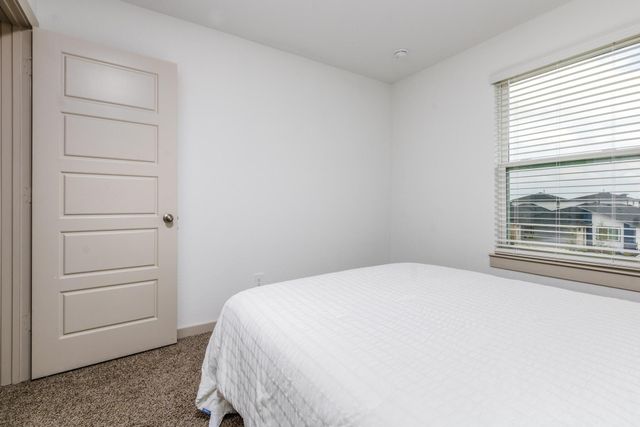 12832 Barnsbury Lane, Houston, TX 77047