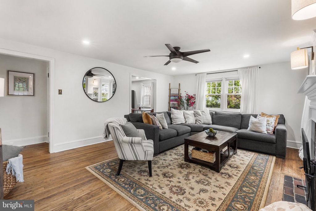 1123 OLD LANCASTER RD, BERWYN, PA 19312 — photo 5