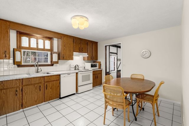 21 Brewster Drive, Needham, MA 02492