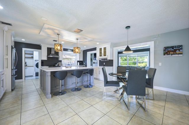 11577 Anhinga Drive, Wellington, FL 33414
