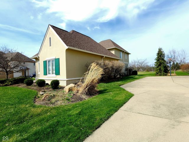 10926 Hamilton Pass, Fishers, IN 46037