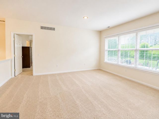 2757 TERRWOOD DR E, Macungie, PA 18062