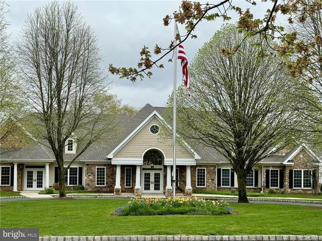 2757 TERRWOOD DR E, Macungie, PA 18062