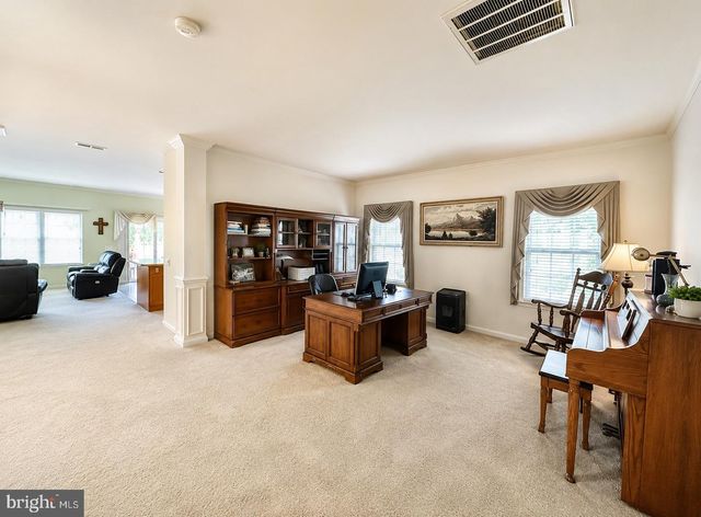 2757 TERRWOOD DR E, Macungie, PA 18062