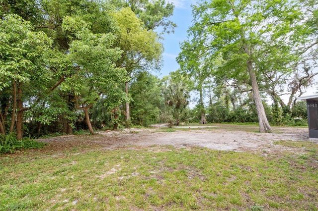 6005 IKE SMITH ROAD, Plant City, FL 33565