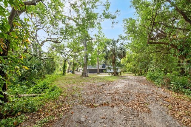 6005 IKE SMITH ROAD, Plant City, FL 33565