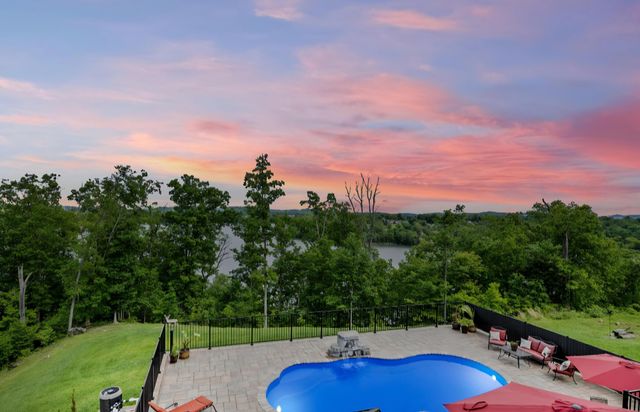 436 Shimmering Moon Drive, Somerset, KY 42503