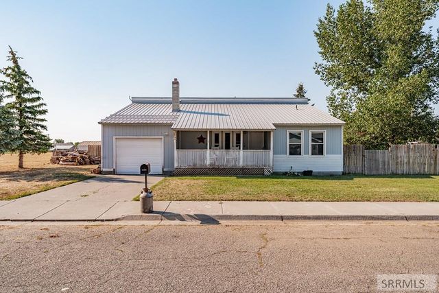 1130 Aspen Drive, St Anthony, ID 83445