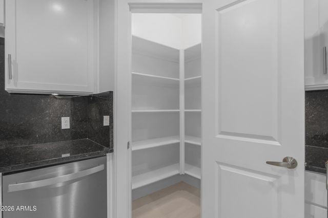 945 E PLAYA DEL NORTE Drive 1019, Tempe, AZ 85288