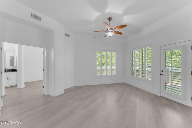 945 E PLAYA DEL NORTE Drive 1019, Tempe, AZ 85288