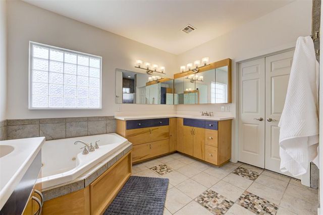 4309 Whirlaway, Edmond, OK 73025