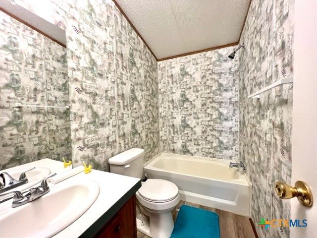 140 Carrie Street, Port O'connor, TX 77982