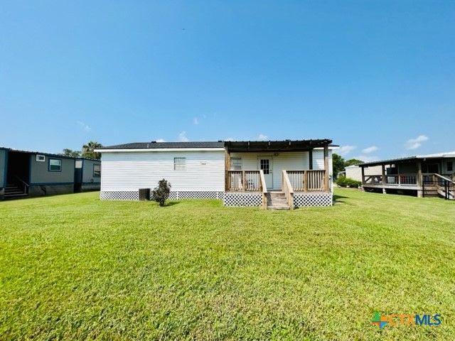 140 Carrie Street, Port O'connor, TX 77982
