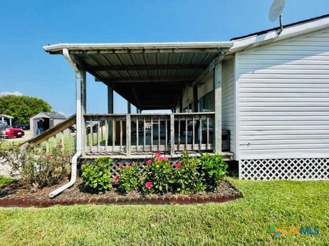 140 Carrie Street, Port O'connor, TX 77982