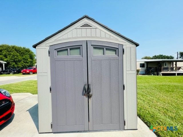 140 Carrie Street, Port O'connor, TX 77982