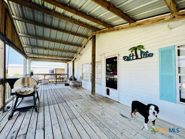 140 Carrie Street, Port O'connor, TX 77982