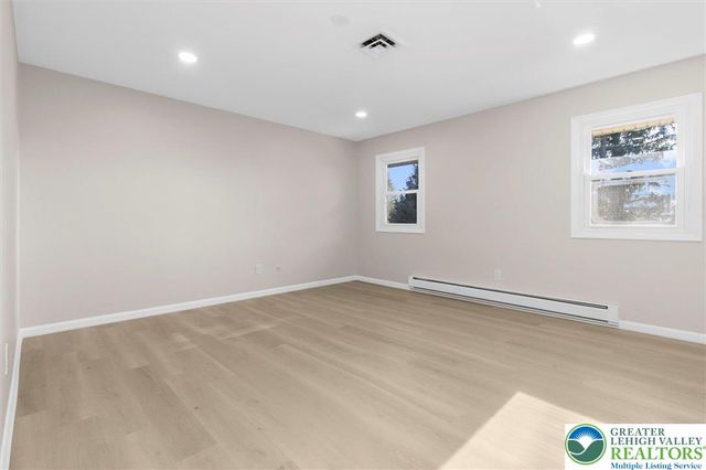 1290 Country Club, Lower Macungie Twp, PA 18106