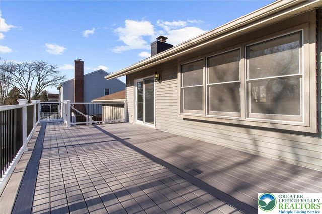 1290 Country Club, Lower Macungie Twp, PA 18106