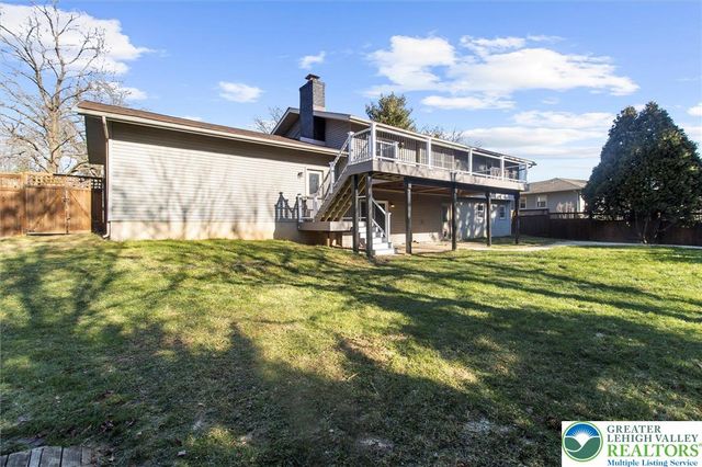 1290 Country Club, Lower Macungie Twp, PA 18106