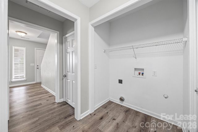 5194 Brooktree Drive, Charlotte, NC 28208