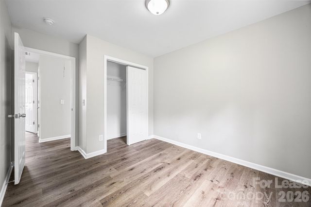 5194 Brooktree Drive, Charlotte, NC 28208