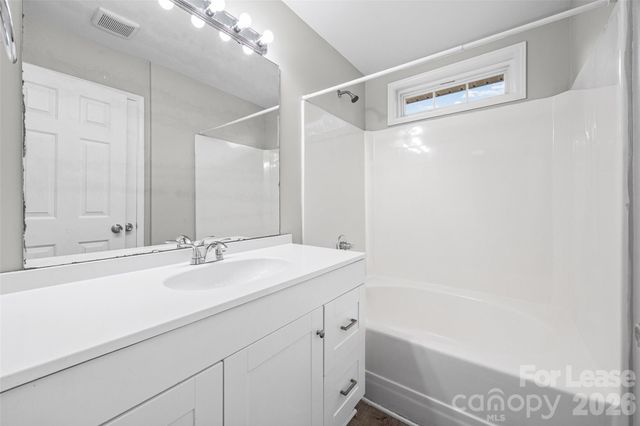 5194 Brooktree Drive, Charlotte, NC 28208