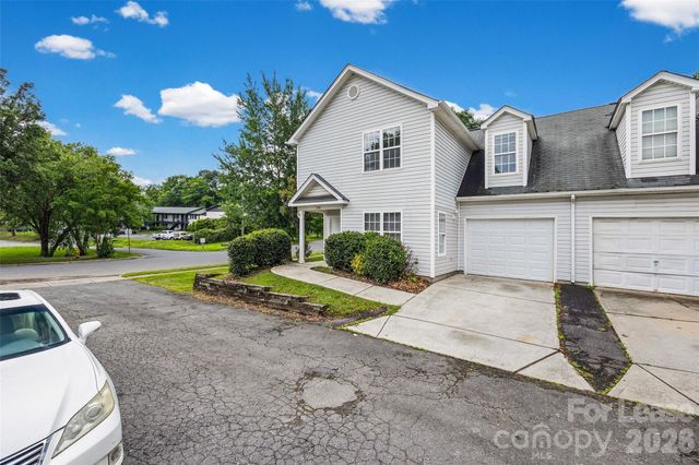 5194 Brooktree Drive, Charlotte, NC 28208
