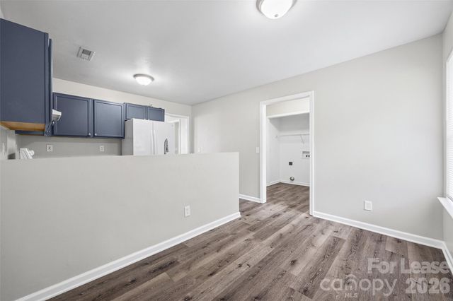 5194 Brooktree Drive, Charlotte, NC 28208