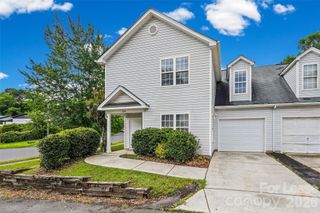 5194 Brooktree Drive, Charlotte, NC 28208