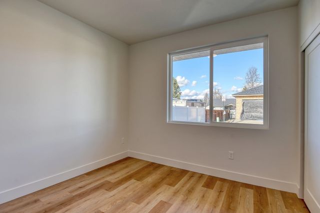 17802 E 3rd Ln, Spokane Valley, WA 99016