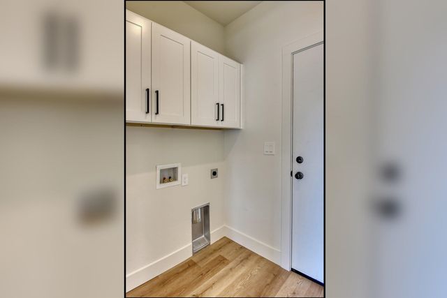 17802 E 3rd Ln, Spokane Valley, WA 99016