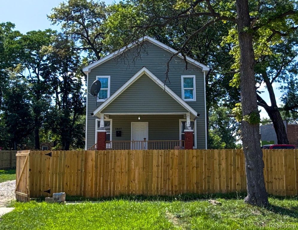 13637 Manor Street, Detroit, MI 48238