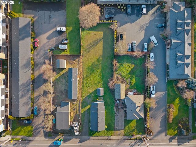 2820 19TH Ave, Forest Grove, OR 97116