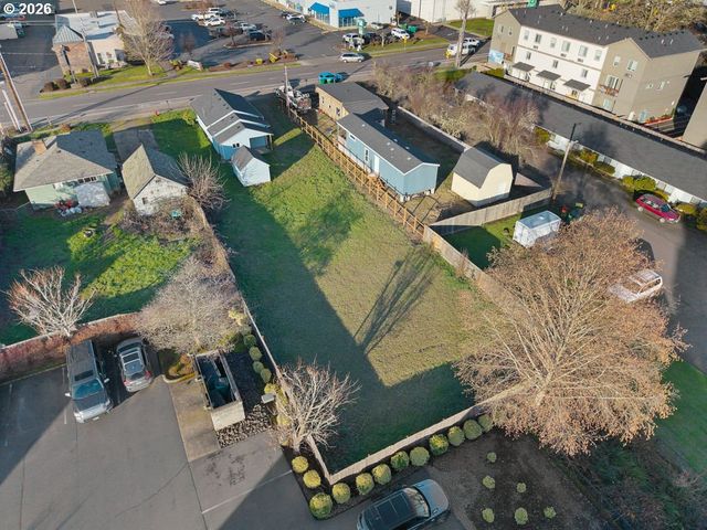 2820 19TH Ave, Forest Grove, OR 97116