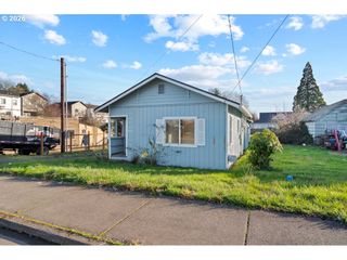 2820 19TH Ave, Forest Grove, OR 97116