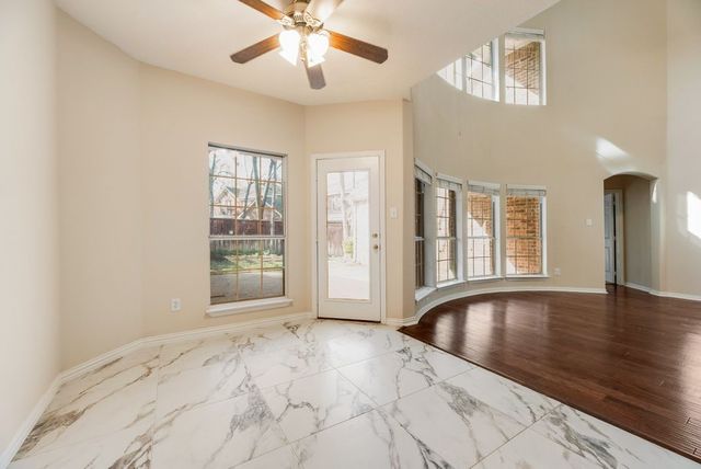 647 Royalwood Court, Grand Prairie, TX 75052