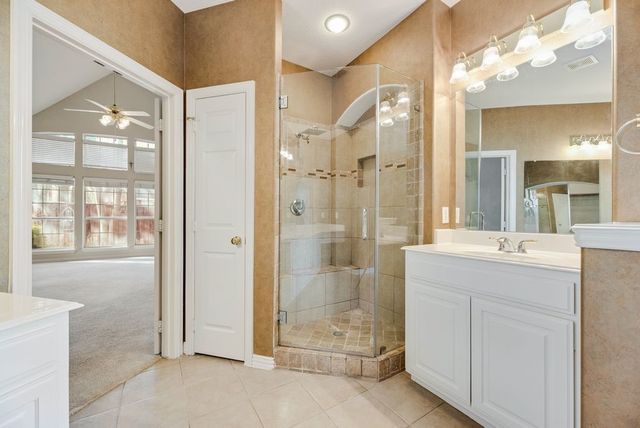 647 Royalwood Court, Grand Prairie, TX 75052