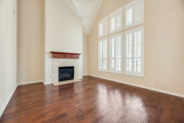 647 Royalwood Court, Grand Prairie, TX 75052