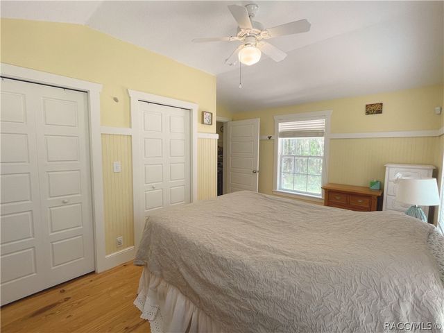 9433 S Great Oaks Drive, Floral City, FL 34436