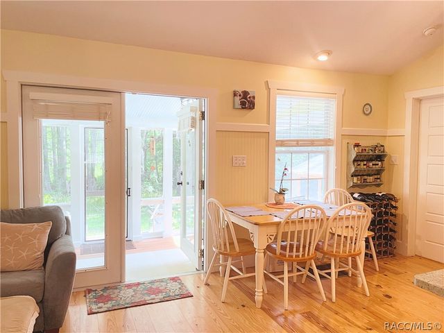 9433 S Great Oaks Drive, Floral City, FL 34436